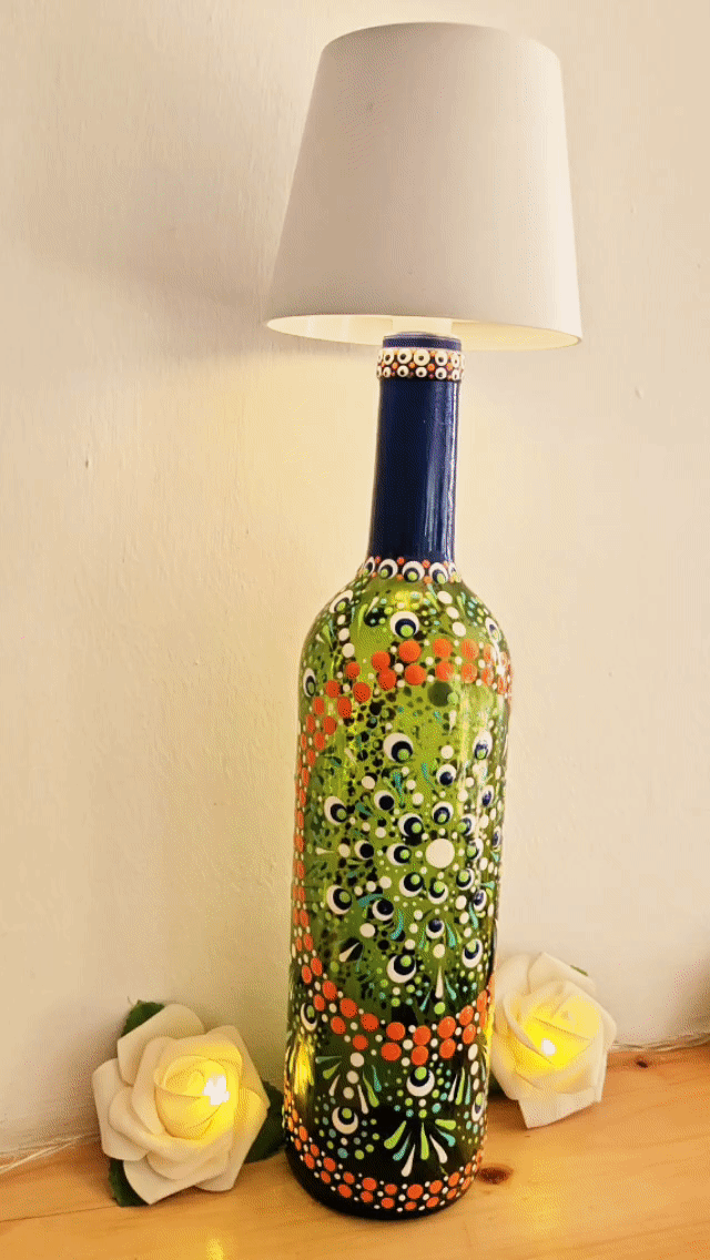 Decorative dotted bottle lamp.